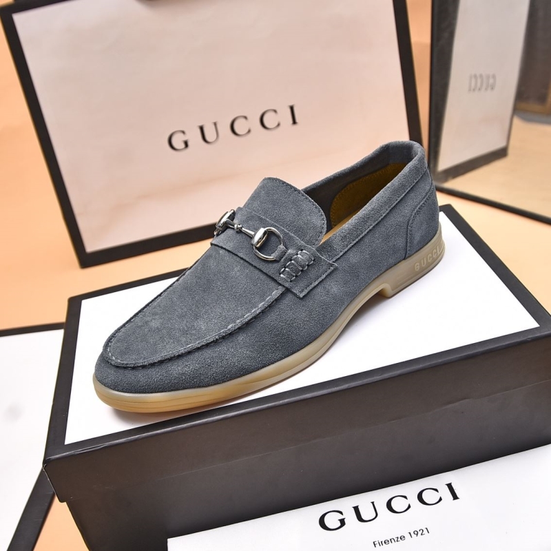 G*u*i leather shoes
